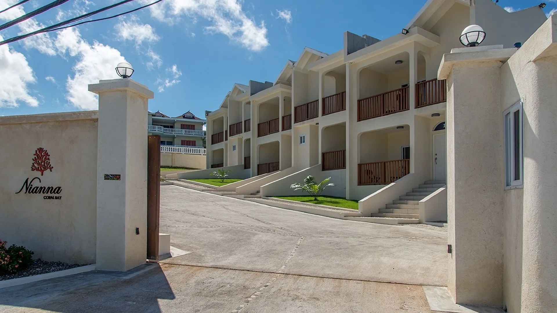 فيلة فيلا Nianna Coral Bay Splendid Townhouse مونتيغو باي